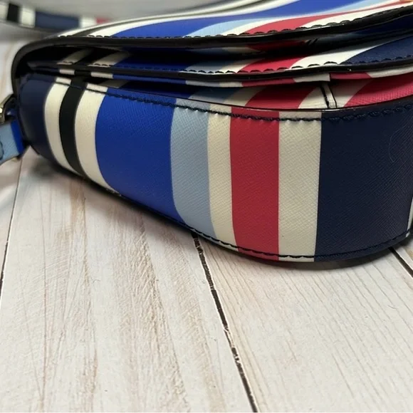 Kate Spade New York Large Carsen Laurel Way Leather Crossbody - LIKE NEW EUC - Picture 7 of 10